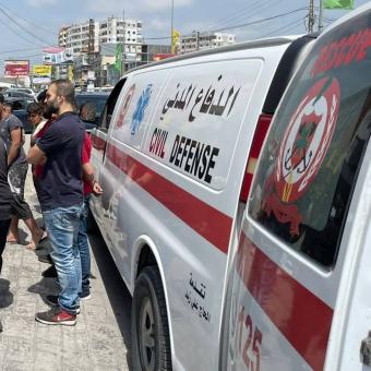 بالصور: جريح بحادث صدم على طريق عام جل البحر