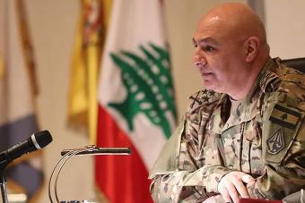 بالصّور: قائدُ الجيش يتفقّد العسكريّين المصابين في الشراونة