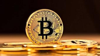 البيتكوين تتراجع إلى ما دون 25 ألف دولار لأول مرة منذ نهاية 2020