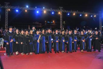 جامعة الروح القدس احتفلت بتخريج "دفعة التغيير" من طلّابها