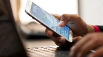 موظفو "الخلوي" يطالبون بحقوقهم المكتسبة