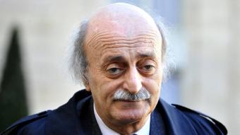 جنبلاط يبرق الى ملك الأردن معزياً