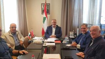 بوشكيان بحث ضمان السّلامة في المصانع